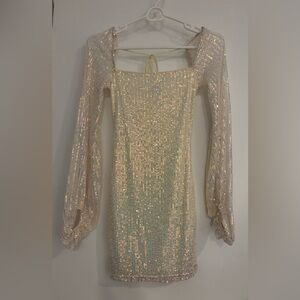 Lucy in the Sky. Glittering Cream Long Balloon Sleeve Dress